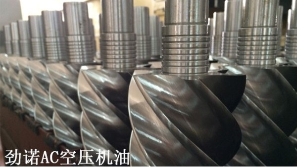淺談空壓機油變黑怎么辦，不看后悔！